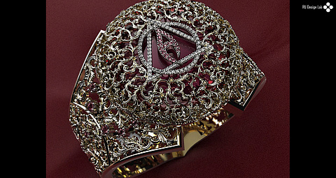 Браслет в стиле барокко с фоторгафией внутри, выполненной финифтью